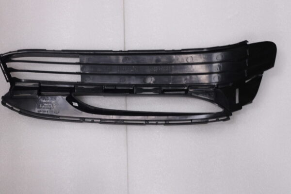 Bmw G 12 Grille Air Inlet Partly Closed Left 51117486837