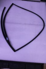 AUDI Q7 SEAL FOR GLASS COVER 4M0877297A