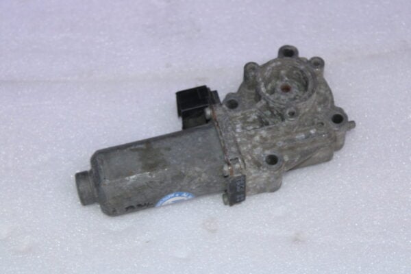 Bmw X3 Series E83 Actuator 27107566250