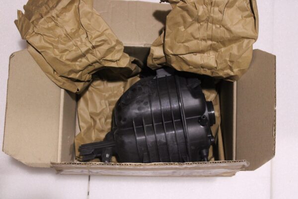 Bmw 3 G20 G22 Expansion Tank 17138610652