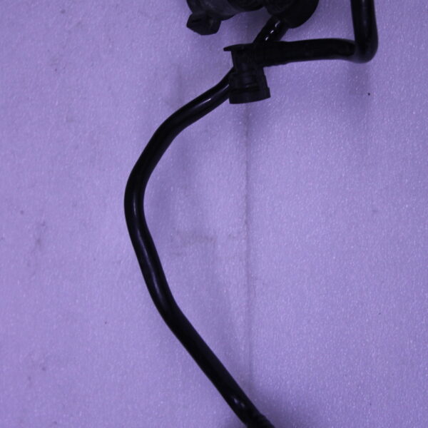 BMW FUEL TANK VENTILATION VALVE WITH PIPE 13907636145