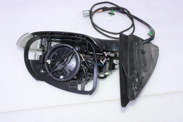 Volkswagen Exterior Mirror Housing 3C1857508Dm 9B9