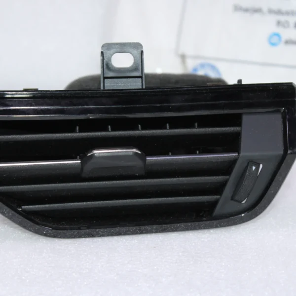Audi Q3 RS3 VENT LEFT SIDE 83C820901