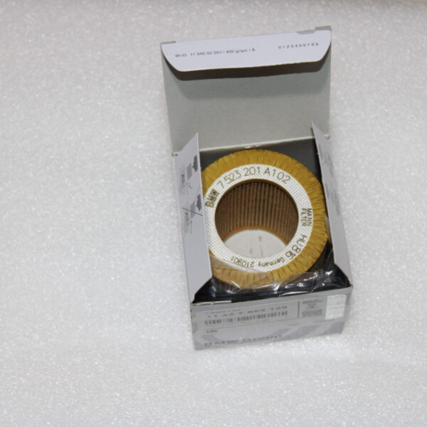 BMW 7 F01 F02 Set oil filter element 11427953129