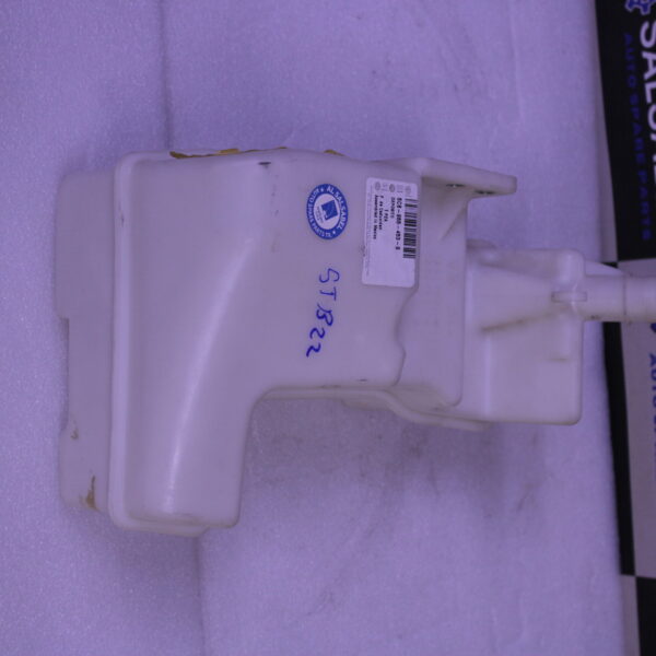 VOLKSWAGEN WASH WATER RESERVOIR 5C6955453S