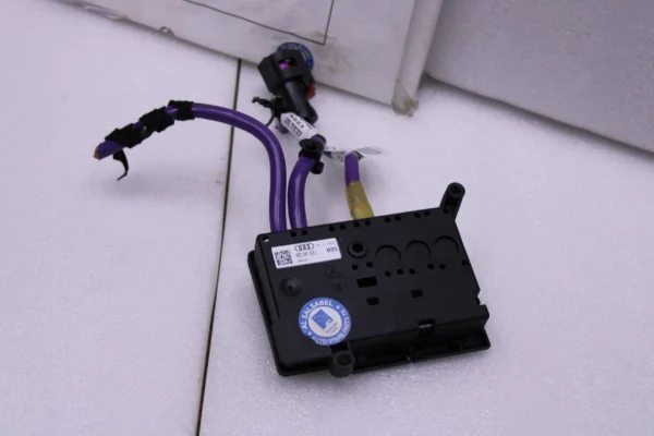 Audi A8 S8 Fuse Box 4M0941828J