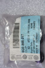VOLKSWAGEN CLIP LOWER PART FRONT 6Q0868297
