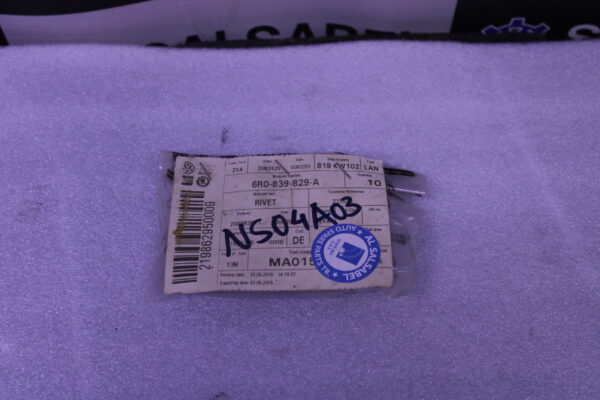 Volkswagen Spreader Rivet 6R0839829A