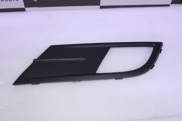 Volkswagen Vent Grille 7L6853666A 9B9