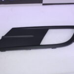 Volkswagen VENT GRILLE 5C6853666E 9B9