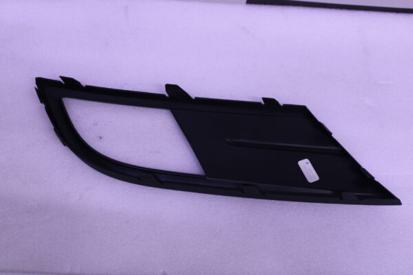 Volkswagen Vent Grille 5C6853666E 9B9