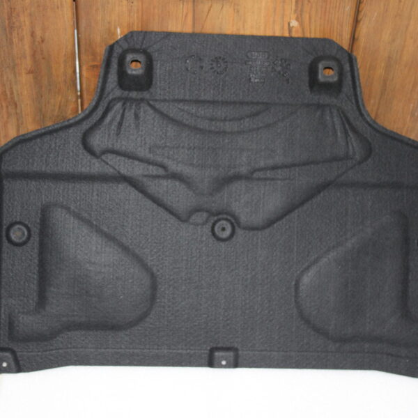 VOLKSWAGEN BRACKET FENDER RIGHT 7P6821152A