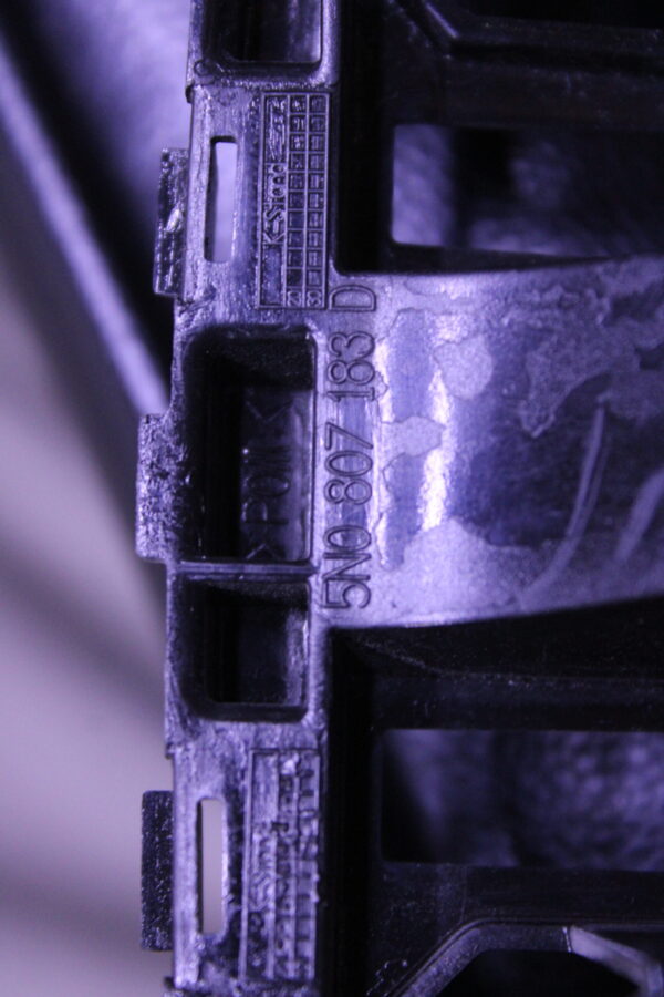 Volkswagen Guide Profile Front Left 5N0807183D