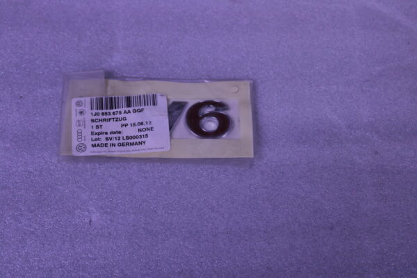 Volkswagen Inscription Chrome Red 1J0853675Aa Gqf