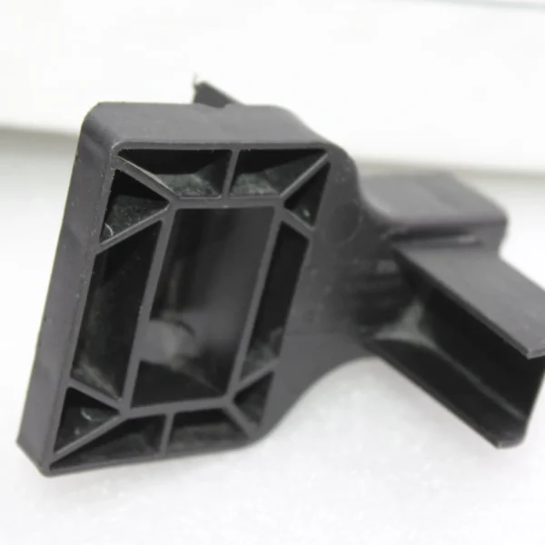 VW GOLF SUPPRT FOR LOCK CARRIER 5H0805593