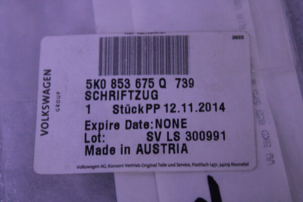 Volkswagen Inscription Chrome 5K0853675Q 739