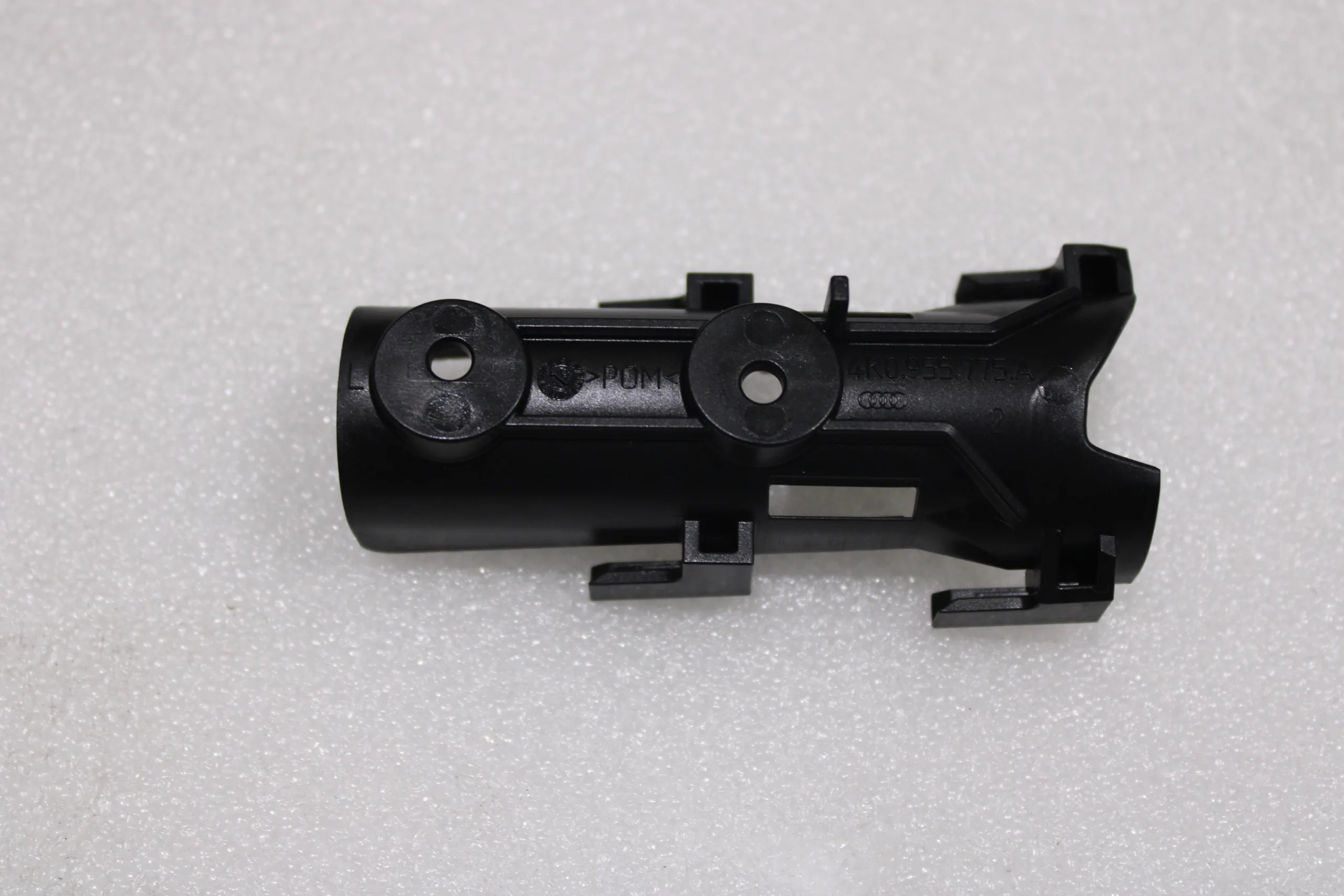 Audi A6 2019 Bracket 4K0955775A Audi A6 2019 Bracket 4K0955775A