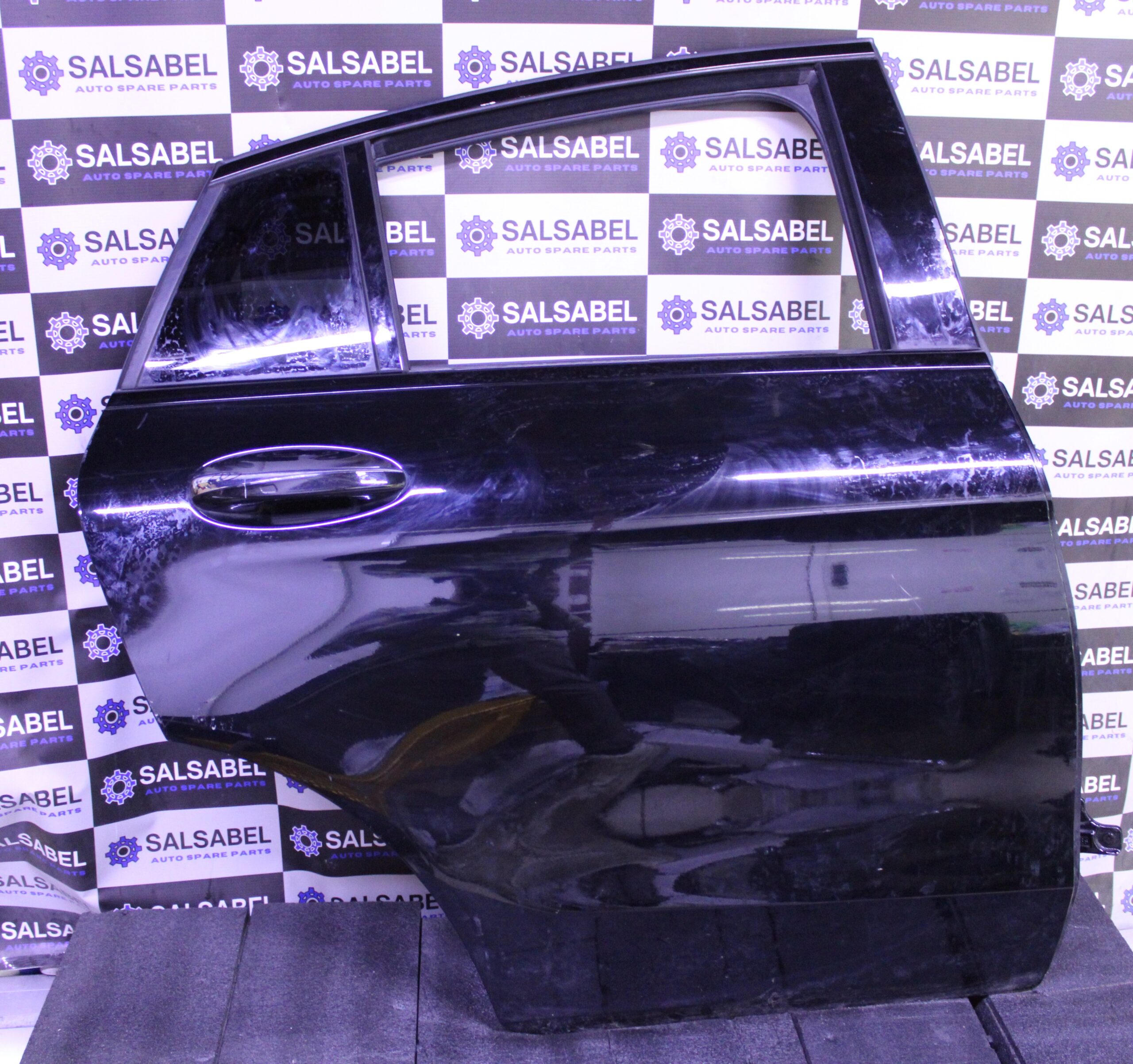 Mercedes Benz Glc Rear Door Right 2537306404 Mercedes Benz Glc Rear Door Right 2537306404
