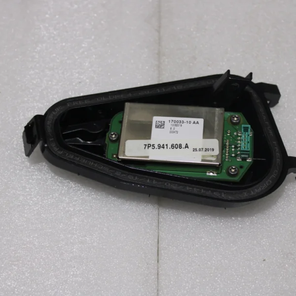PORSCHE 92A COVER CAP FOR MAIN BEAM 95863160800