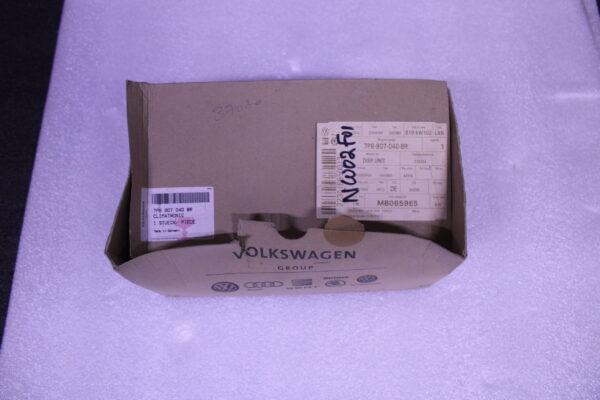 Vw Toua Display And Control Panel 7P6907040Br - Image 4