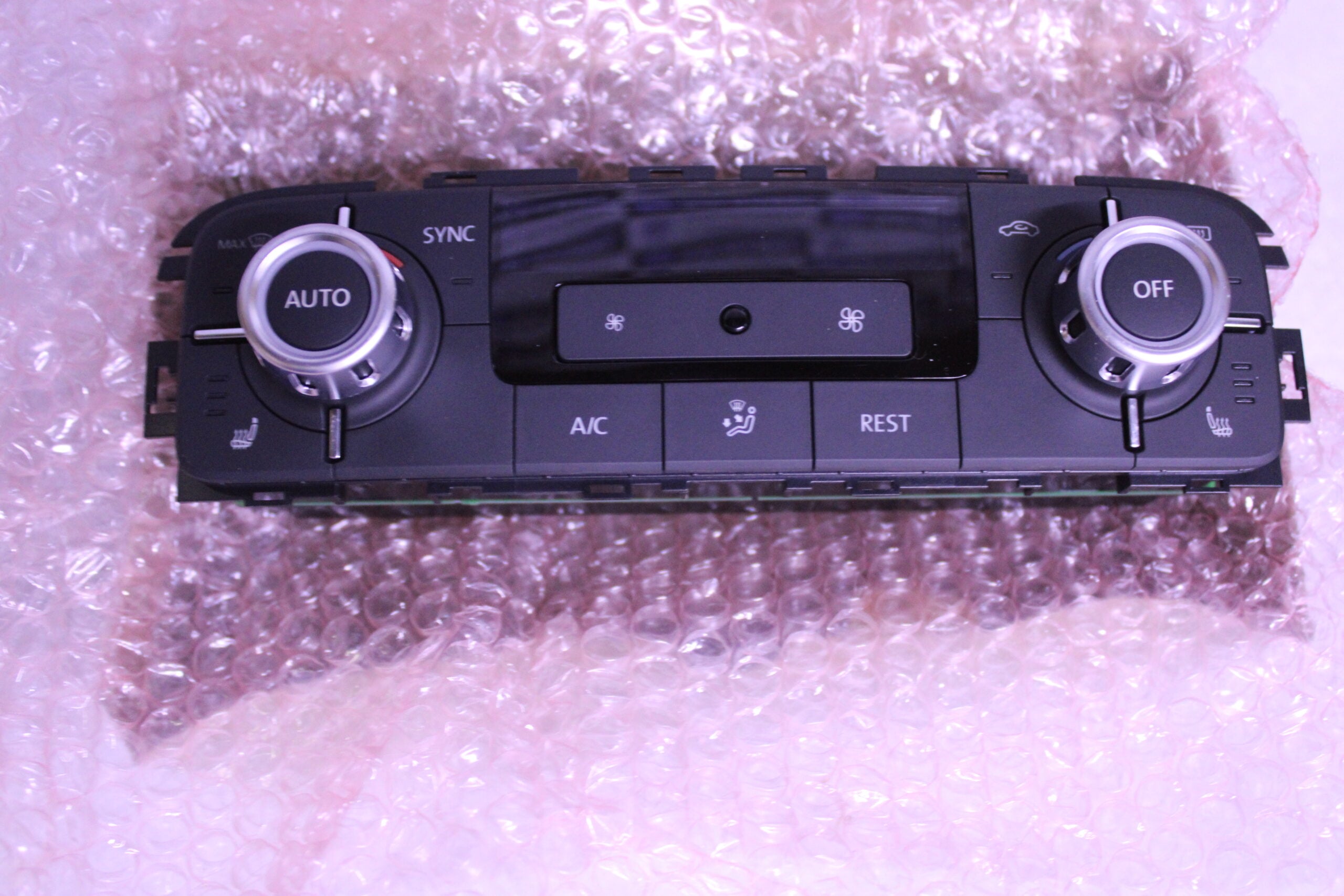 Vw Toua Display And Control Panel 7P6907040Br Vw Toua Display And Control Panel 7P6907040Br