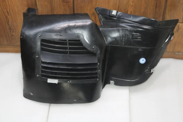 Porsche Panamera 970 Wheel Housing Fender Liner Front Right Ch 97050412420