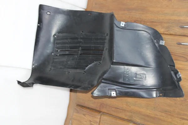 Porsche Panamera 970 Wheel Housing Fender Liner Front Right Ch 97050412420