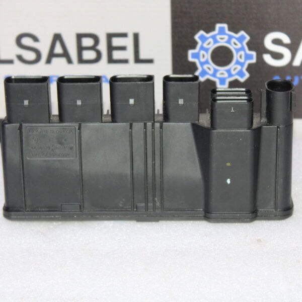 BMW POWER DISTRIBUTION BOX P00131424
