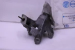 Audi A4 A5 A6 A7 A8 SUPPORT LEFT 4M0199307AF