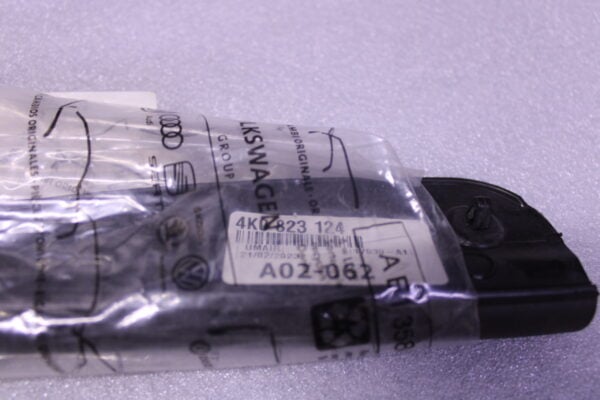 Audi A6 Lmpact Protection 4K0823124