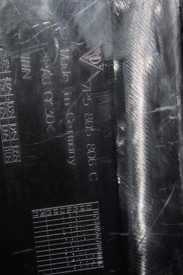 Porsche Cayenne Apron Underhood Panel Cover 7P5805806C