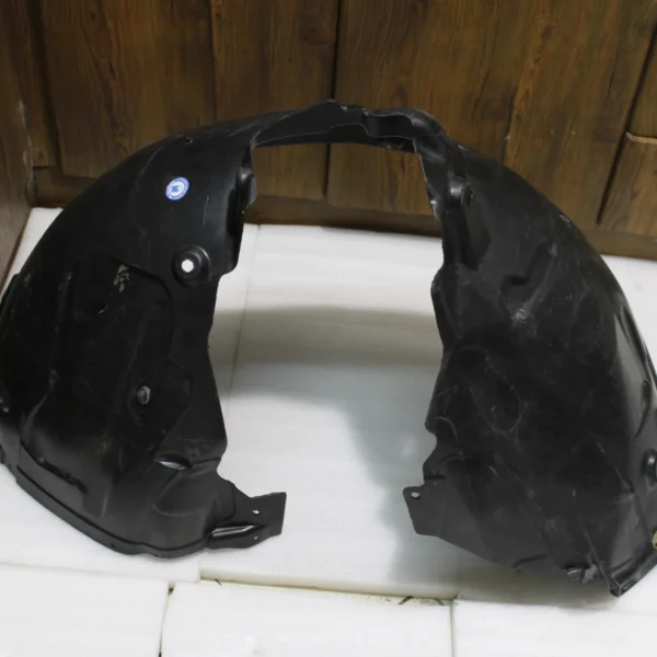 Audi A4 front wheel fender liner Right 8W0821172A