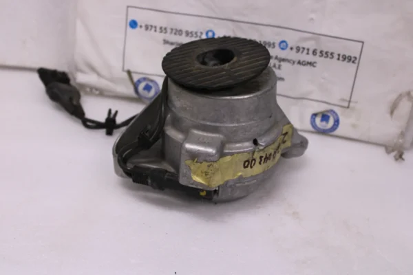 Mercedes E Amg Lh Left Engine Motor Mount 2132404300