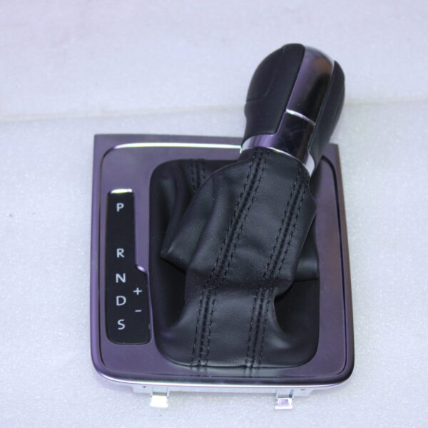 VOLKSWAGEN GEAR SHIFT COVER 3AB713203E TVJ