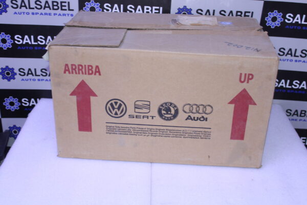 Volkswagen Halogen Headlight Right 1C0941030K