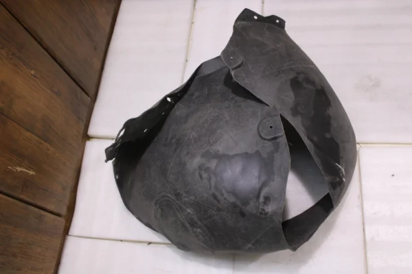 Volkswagen Be Fender Liners Front Left 5C5805911D