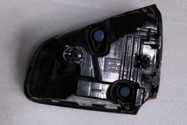 Porsche Cayenne Lighting And Signaling System Tail Lamps Rear Left 7P5945307F