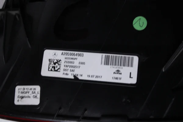 Mercedes Benz C Class Lighting And Signaling System Tail Lamps With Rear Fog Light 2059064903