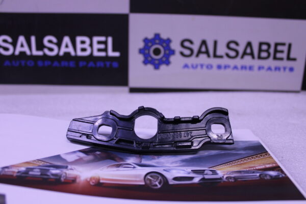 Mercedes-Benz Gla-Class Front Right Fender Holder 2478850204