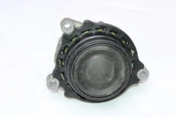 Bmw F20 F22 F30 F32 Engine Mount Left 22116856183Bmw F20 F22 F30 F32 Engine Mount Left 22116856183
