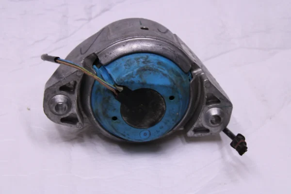 Mercedes Benz E Engine Mounting 2222407500