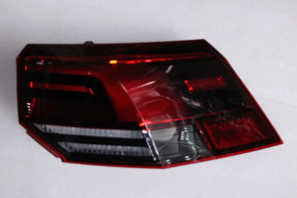Volksawgen Golf Lighting And Signaling System Tail Lamps Rear Light 5H0945096B