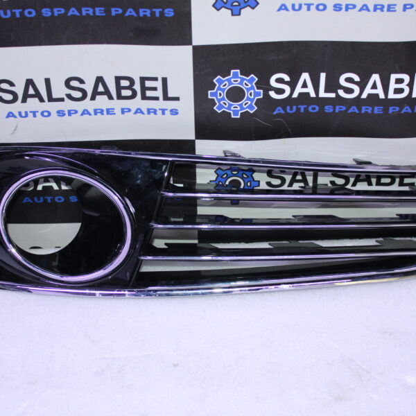 AUDI A8 GRILLE LEFT 4H0807679