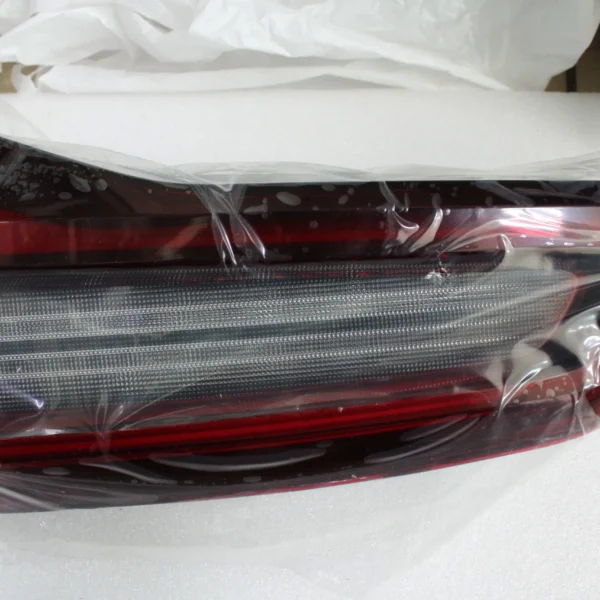BMW X5 G05 Right Driver Side Outer Rear Light H85A0DB0605 2SK2418