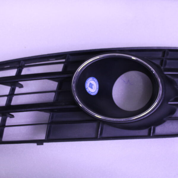 AUDI A7 GRILLE LEFT 4G8807681A
