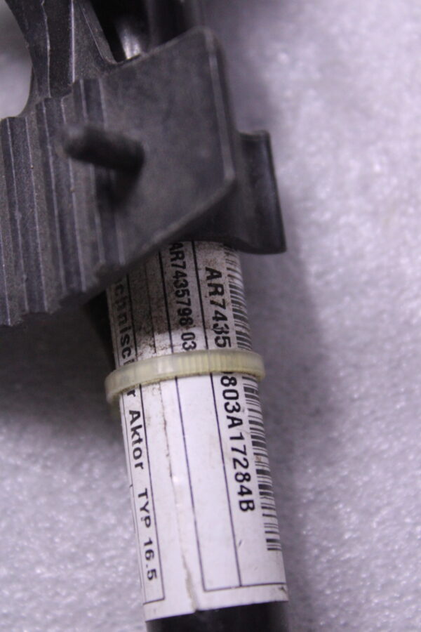 Bmw 5 Series Bonnet Actuator Right 51237435798