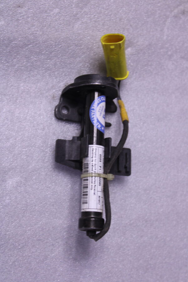 Bmw 5 Series Bonnet Actuator Right 51237435798