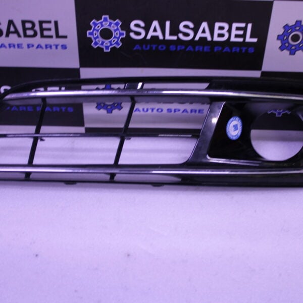 AUDI A8 GRILLE LEFT 4H0807679P