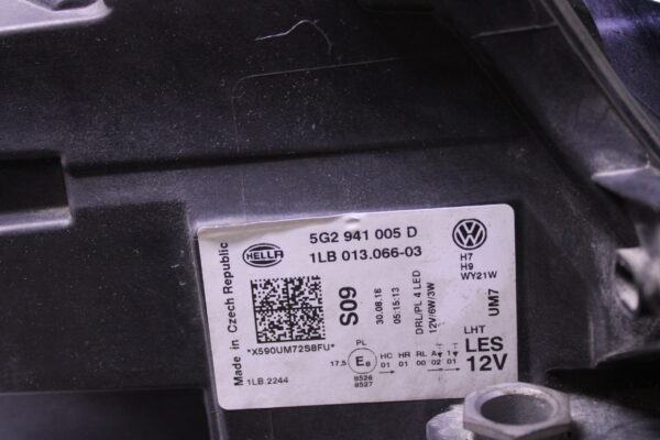 Volkswagen Golf Halogen Twin Headlights 5G2941005D
