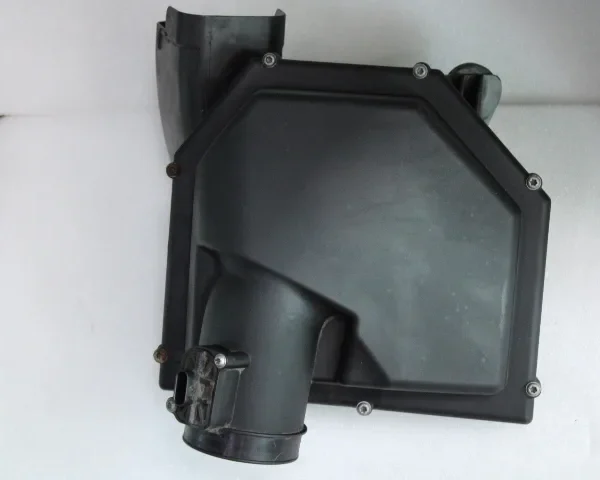 BMW M2 M3 M4 F80 F82 F83 RIGHT AIR INTAKE FILTER AIRBOX 13717846268